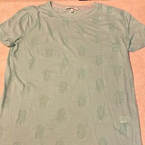 Victoria’s Secret size small pineapple print Tshirt
